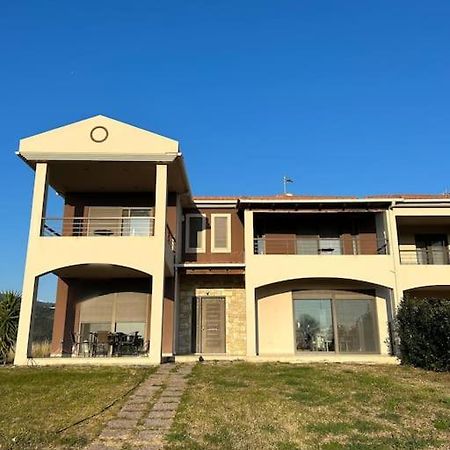 Villa Chiliadou 칠리아도우 외부 사진