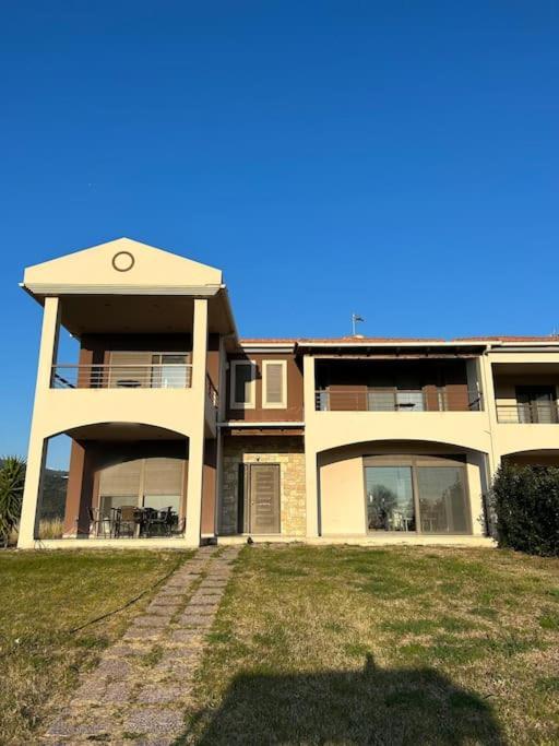 Villa Chiliadou 칠리아도우 외부 사진
